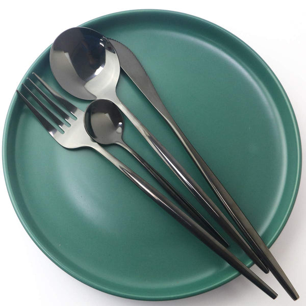 Set de 16 tacamuri, elegant si rafinat, cu un finisaj luxos, negru