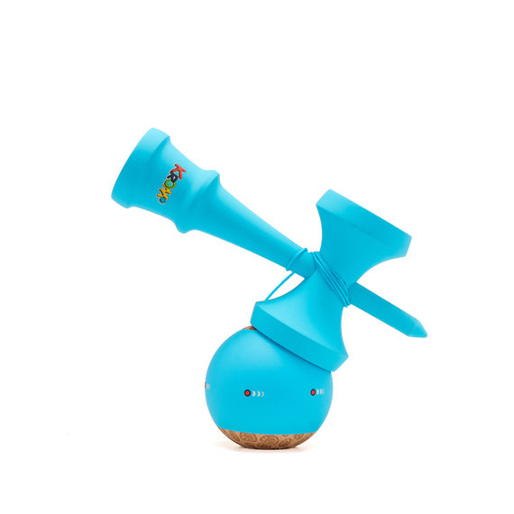 Kendama Kolor, Albastra