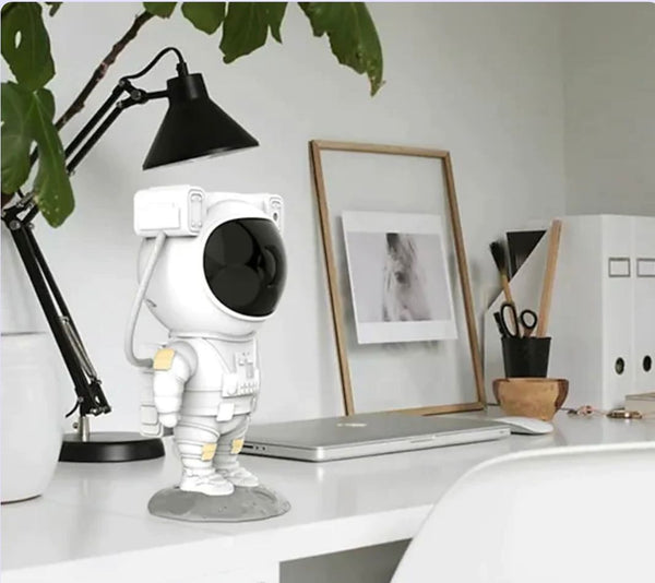 Lampa LED cu proiector ASTRONAUT, cer instelat, multicolor